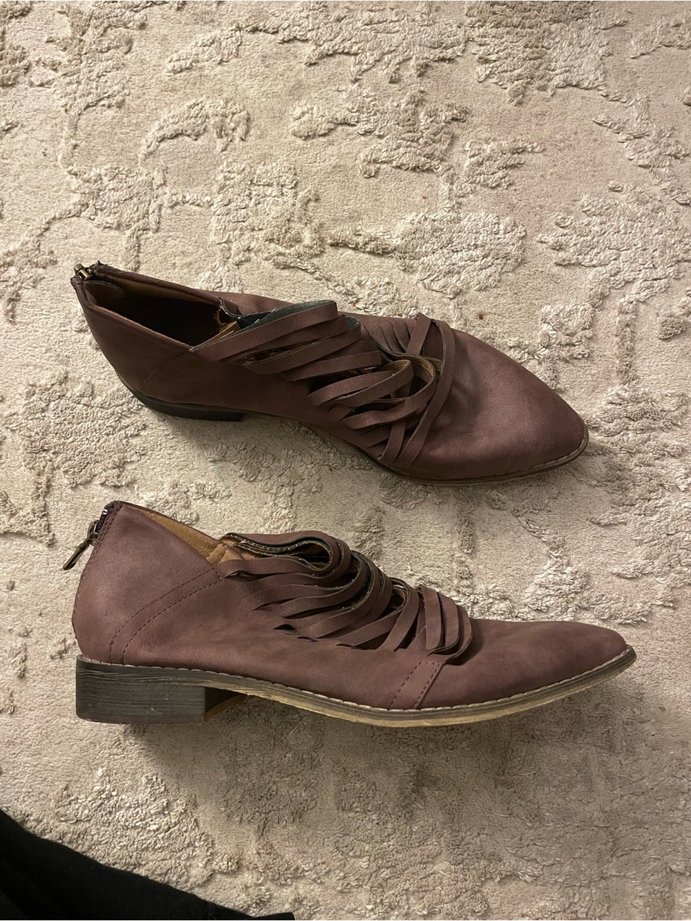 Women's Strappy Cutout Ankle Shoe - Mauve Brown
